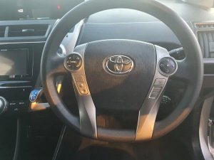 Toyota Prius / Alpha 5 Seater