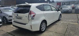 2015 Toyota Prius Alpha(TOP SPEC) 6 MONTH WARRANTY