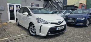 2015 Toyota Prius Alpha(TOP SPEC) 6 MONTH WARRANTY