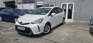 2015 Toyota Prius Alpha(TOP SPEC) 6 MONTH WARRANTY