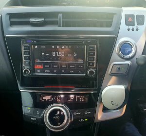 2015 Toyota Prius Alpha(TOP SPEC) 6 MONTH WARRANTY