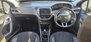 2018 Peugeot 2008 (LOW MILAGE)