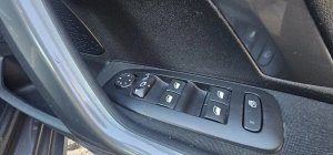 2018 Peugeot 2008 (LOW MILAGE)