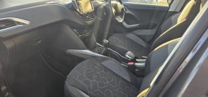 2018 Peugeot 2008 (LOW MILAGE)