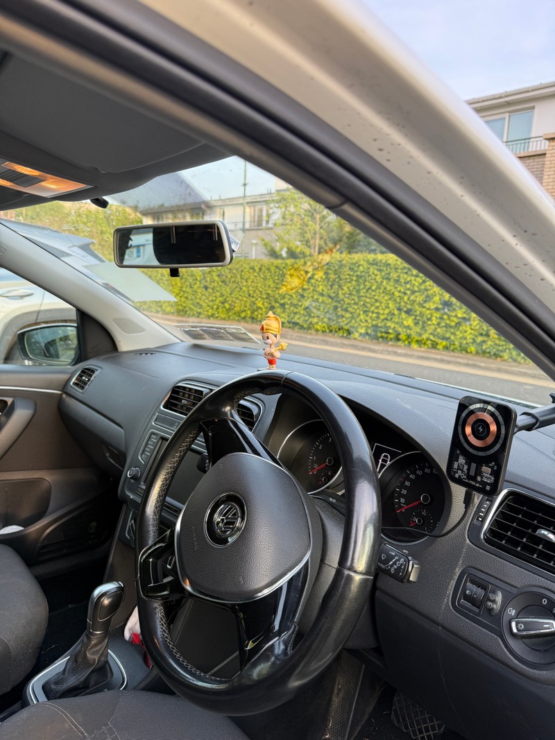 2015 VOLKSWAGEN POLO